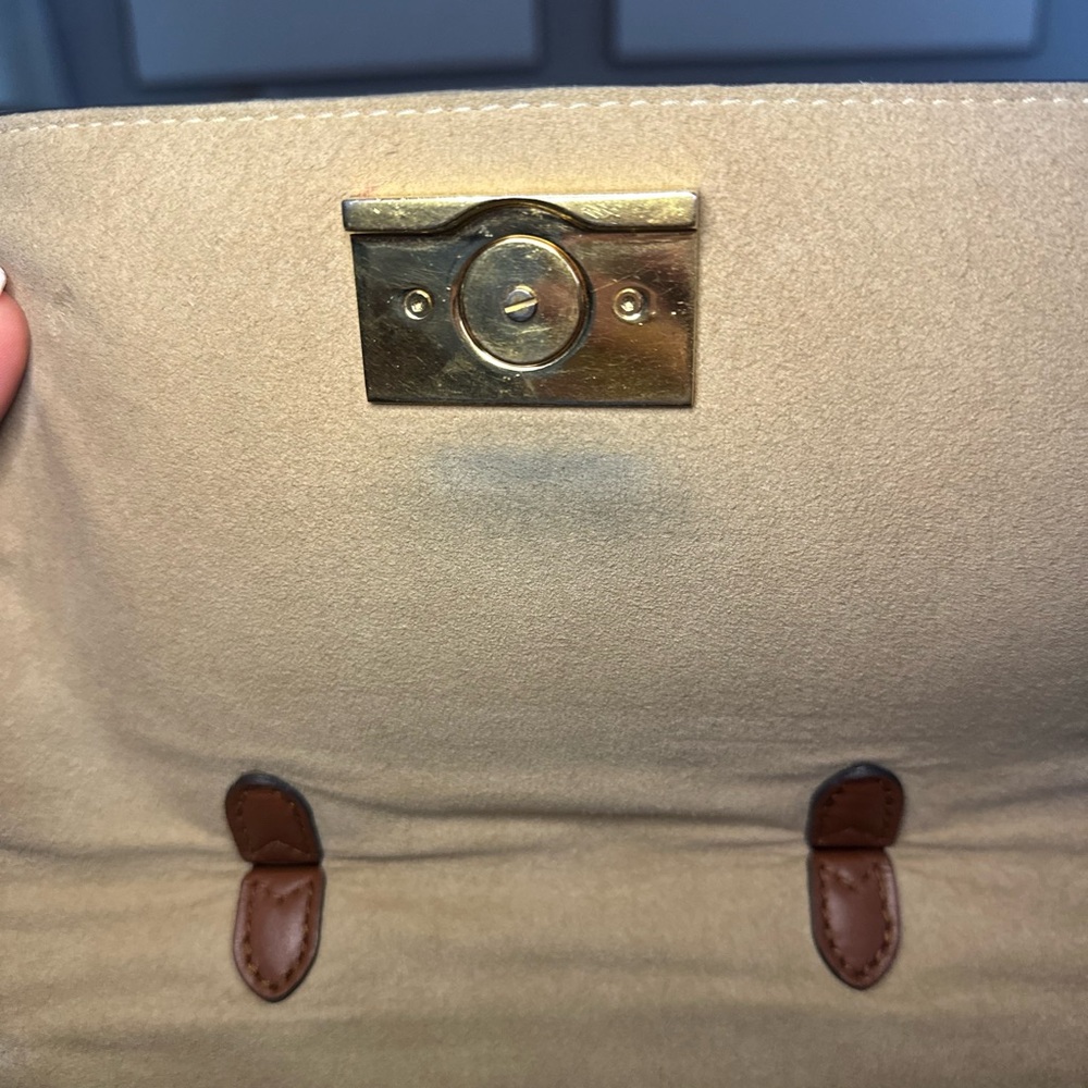 Louis Vuitton Monogram Vaugirard in Creme - Picture 11 of 16